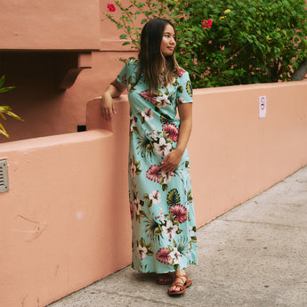 Hawaiian Dresses for Women | Made in Hawaii - Hilo Hattie Tag Hawaiian Dresses for Women | Made in Hawaii - Hilo Hattie Tag