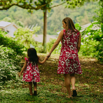 Classic Hibiscus Short Dress