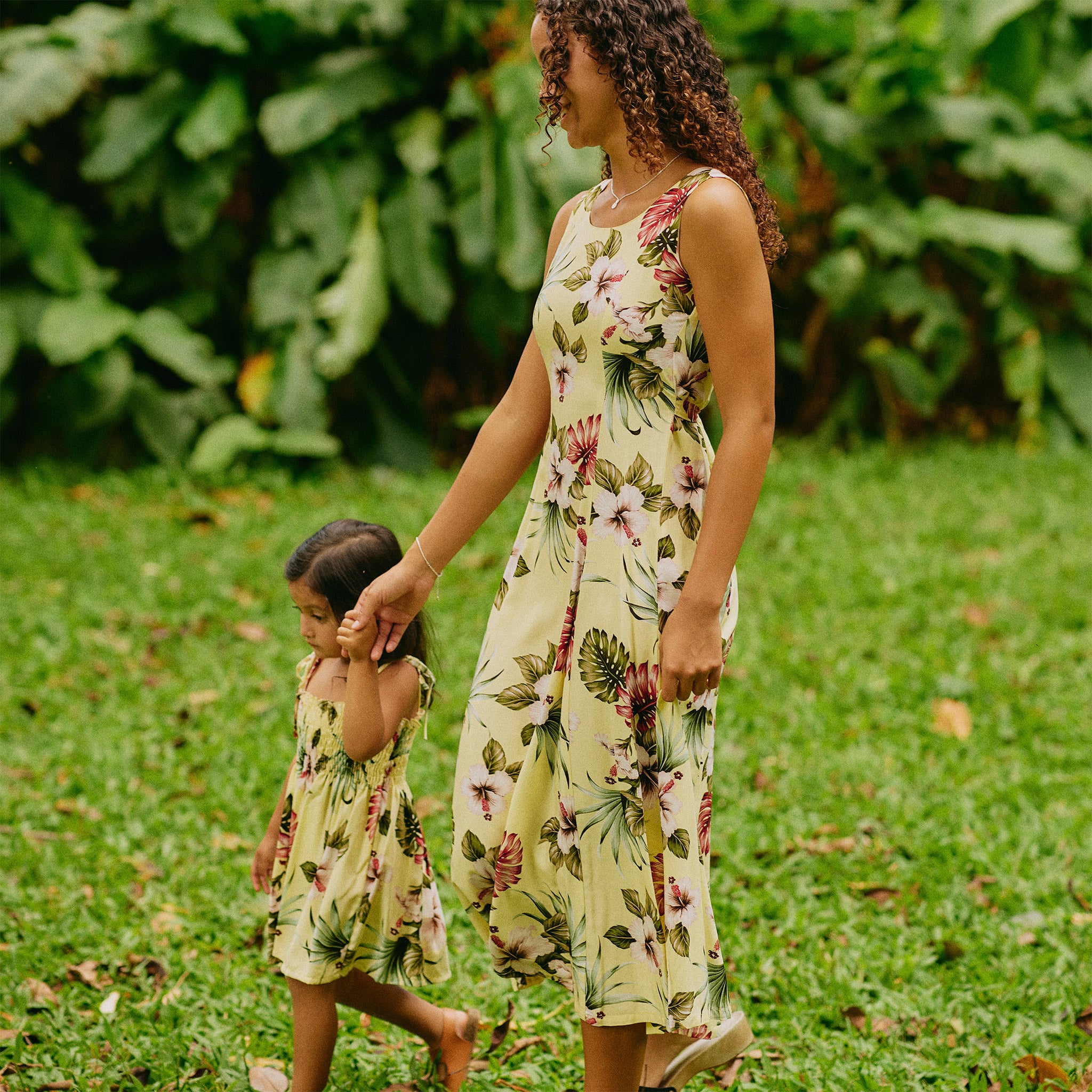 Hawaiian Floral Sylvia Dress Hawaiian Floral Yellow / XS Hawaiian Floral Sylvia Dress Hawaiian Floral Yellow / XS