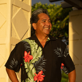Men's Hawaiian Shirts for sale in Twin Grove, Illinois