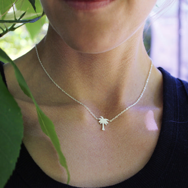 Palm Tree Pendant Necklace – Hilo Hattie