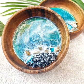 Round Gold Accent Ocean Jewelry Dish